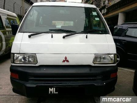 三菱货车ml4 l300 2.5 m/t 白色
